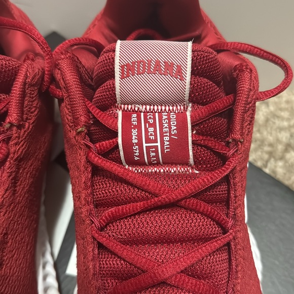 Red Adidas Indiana shoes - Picture 4 of 9